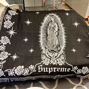 Supreme Black and White Virgin Mary Blanket